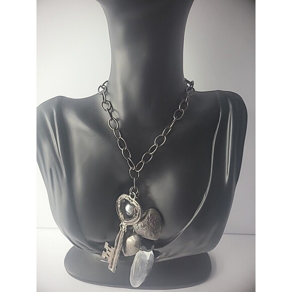 Vintage Necklace Chain Charm Pendants Clear Key Heart Beaded Cluster Jewelry - Picture 5 of 10